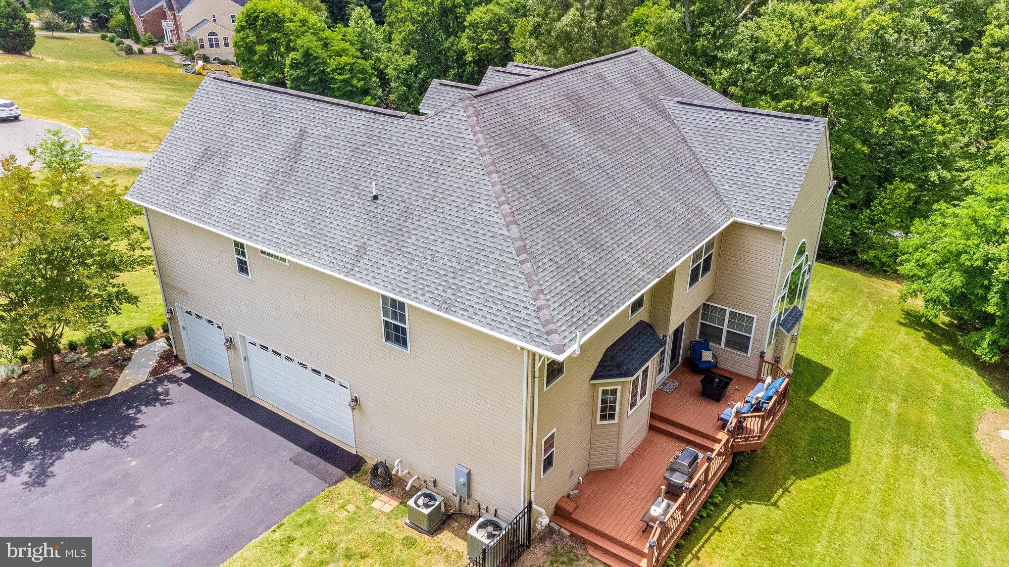 POPLAR HILLS - Residential