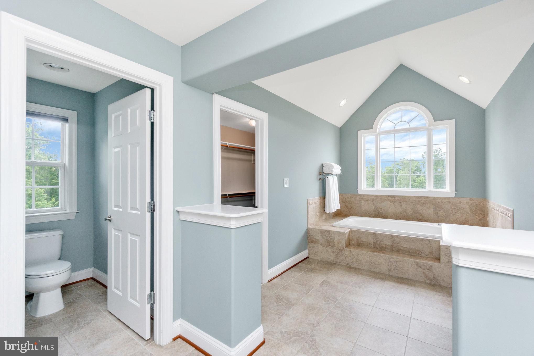 POPLAR HILLS - Residential