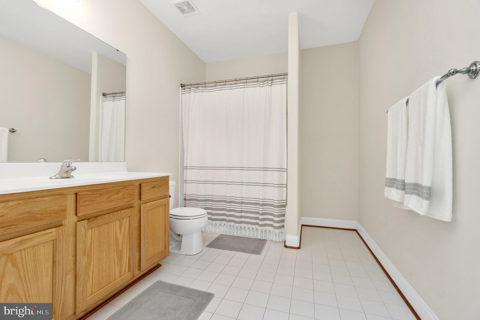 POPLAR HILLS - Residential