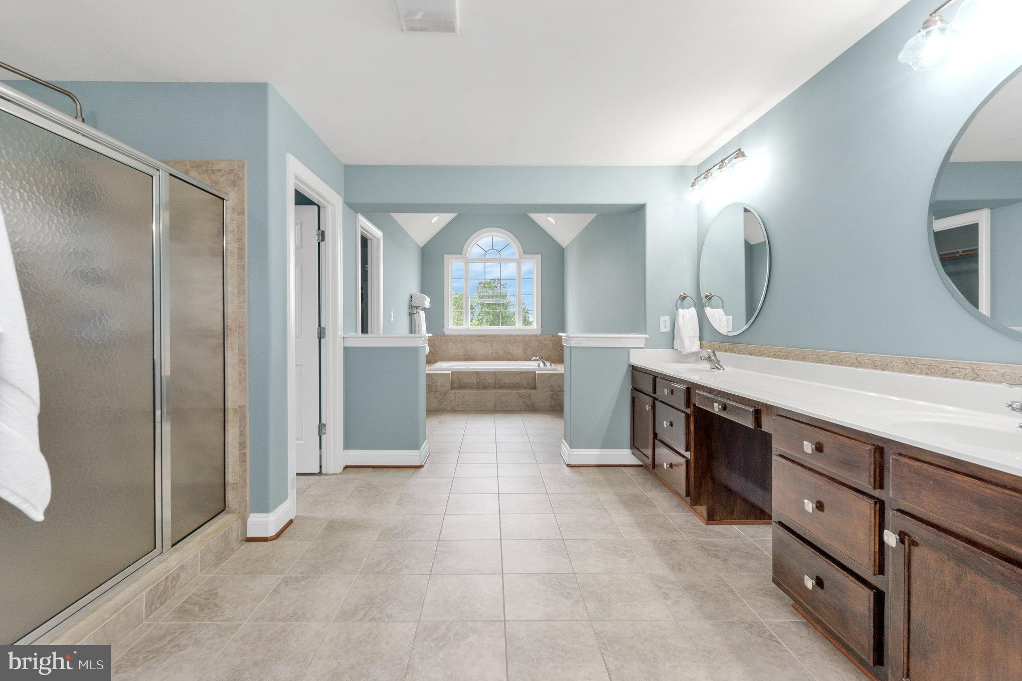 POPLAR HILLS - Residential