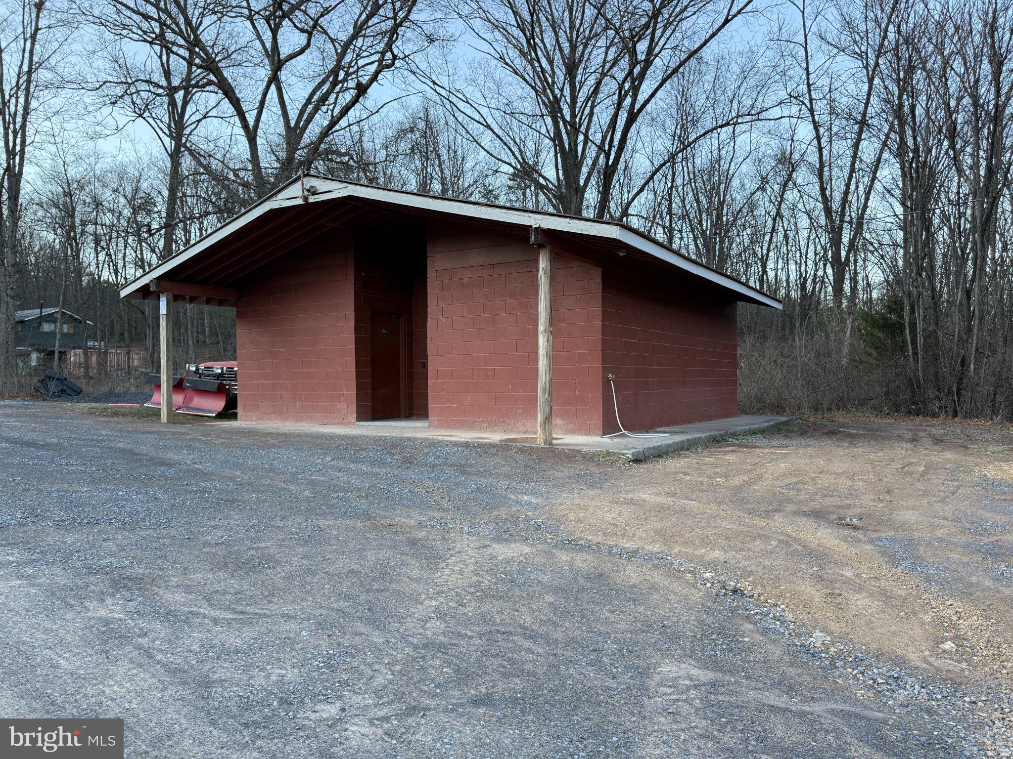 ELKHORN - Residential