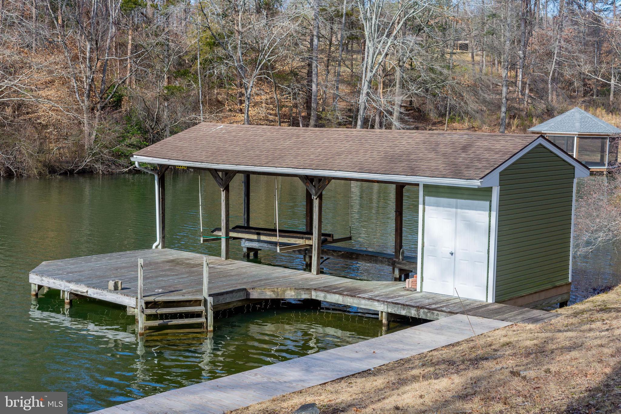 DUKES PLANTATION - Residential