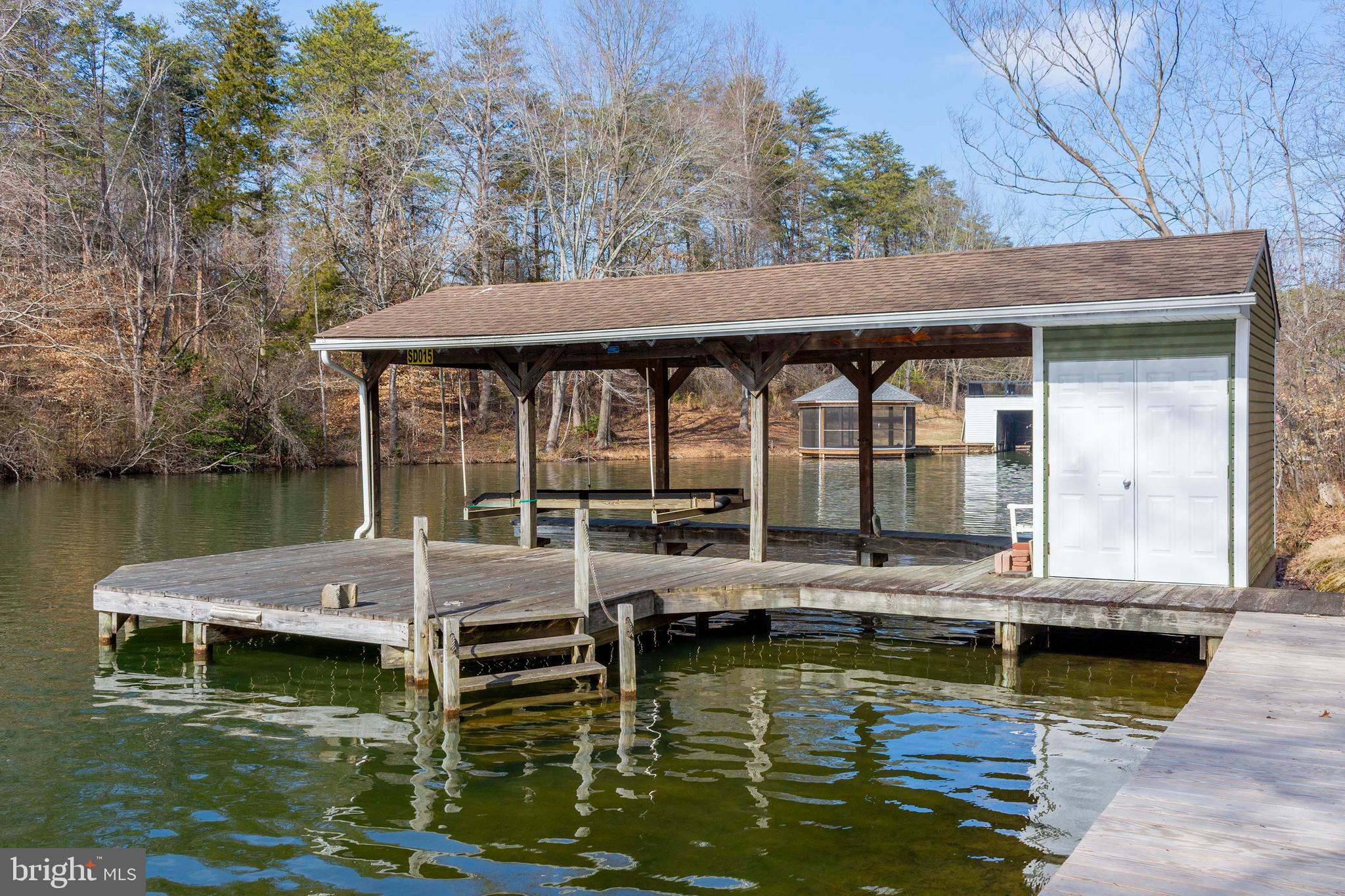 DUKES PLANTATION - Residential