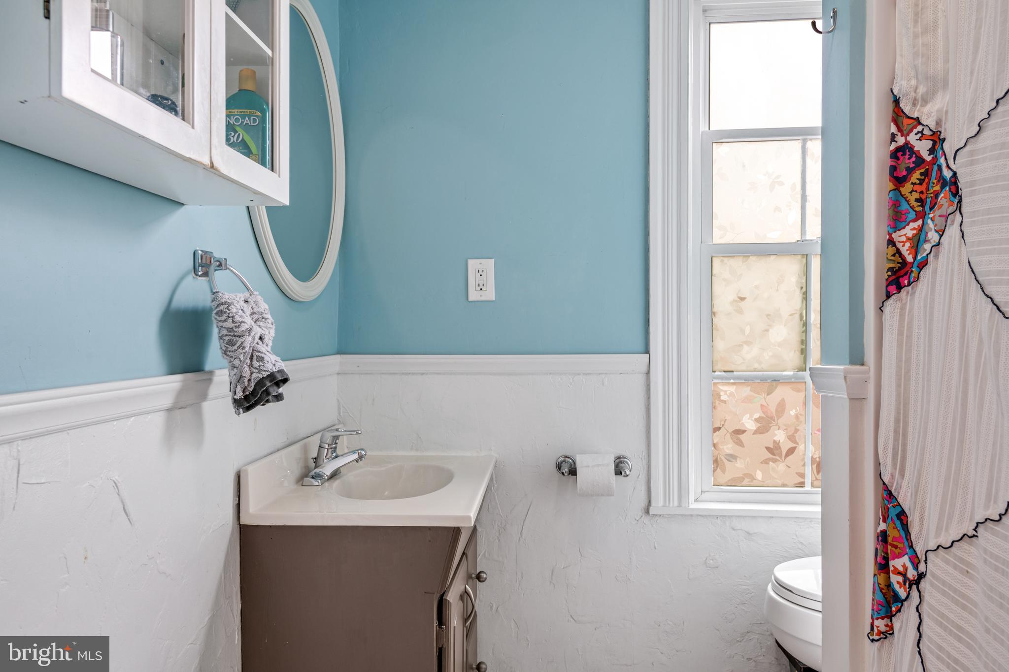 CHESTNUT HILL - Residential