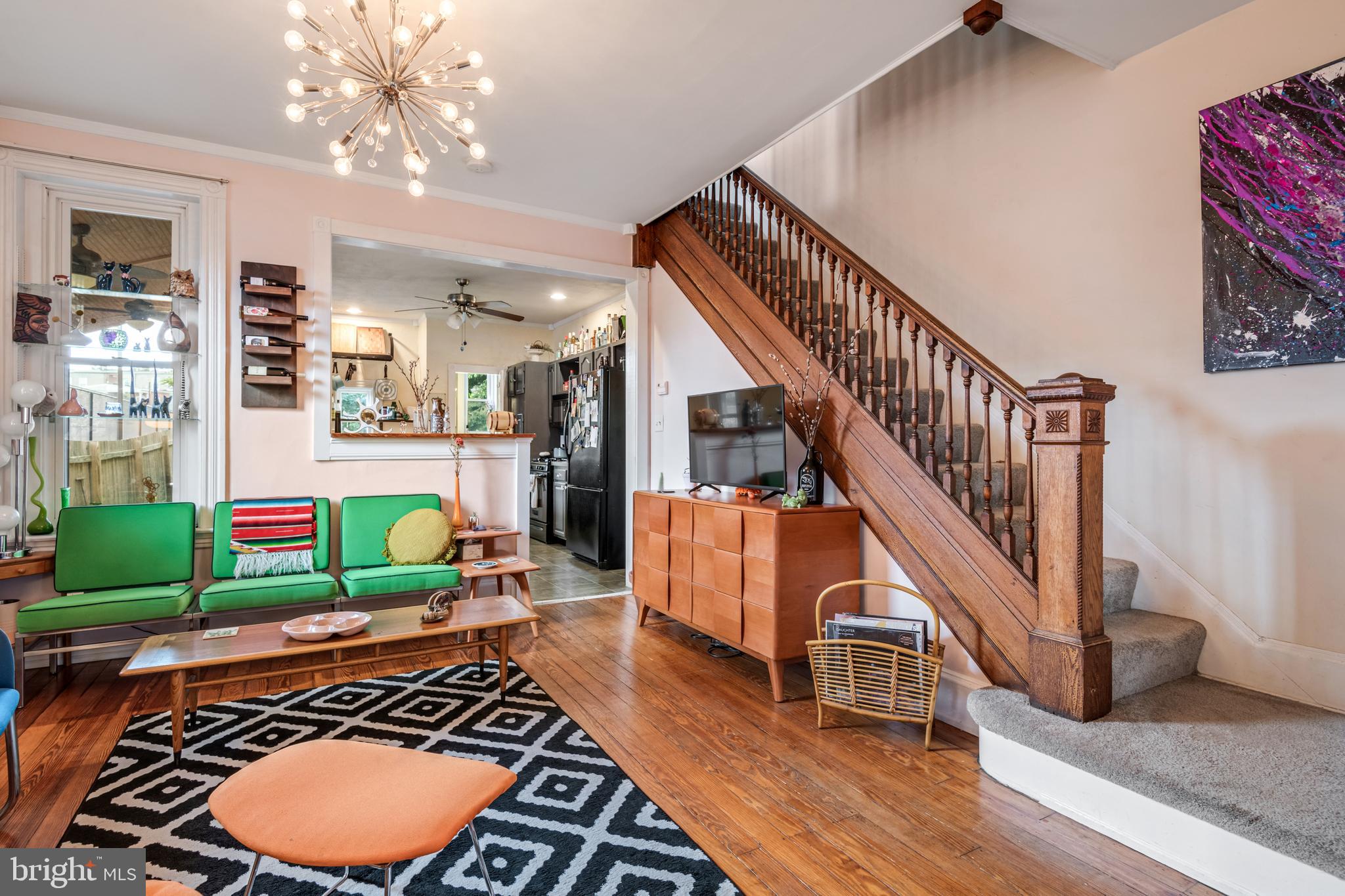 CHESTNUT HILL - Residential