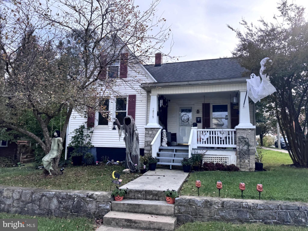 Photo of 819 Buxton Street, MARTINSBURG, WV 25401 (MLS # WVBE2055650)