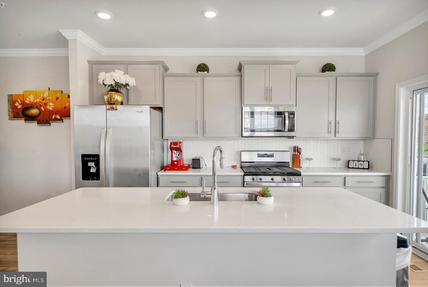 ROSEDALE/WHITE MARSH - Residential Lease