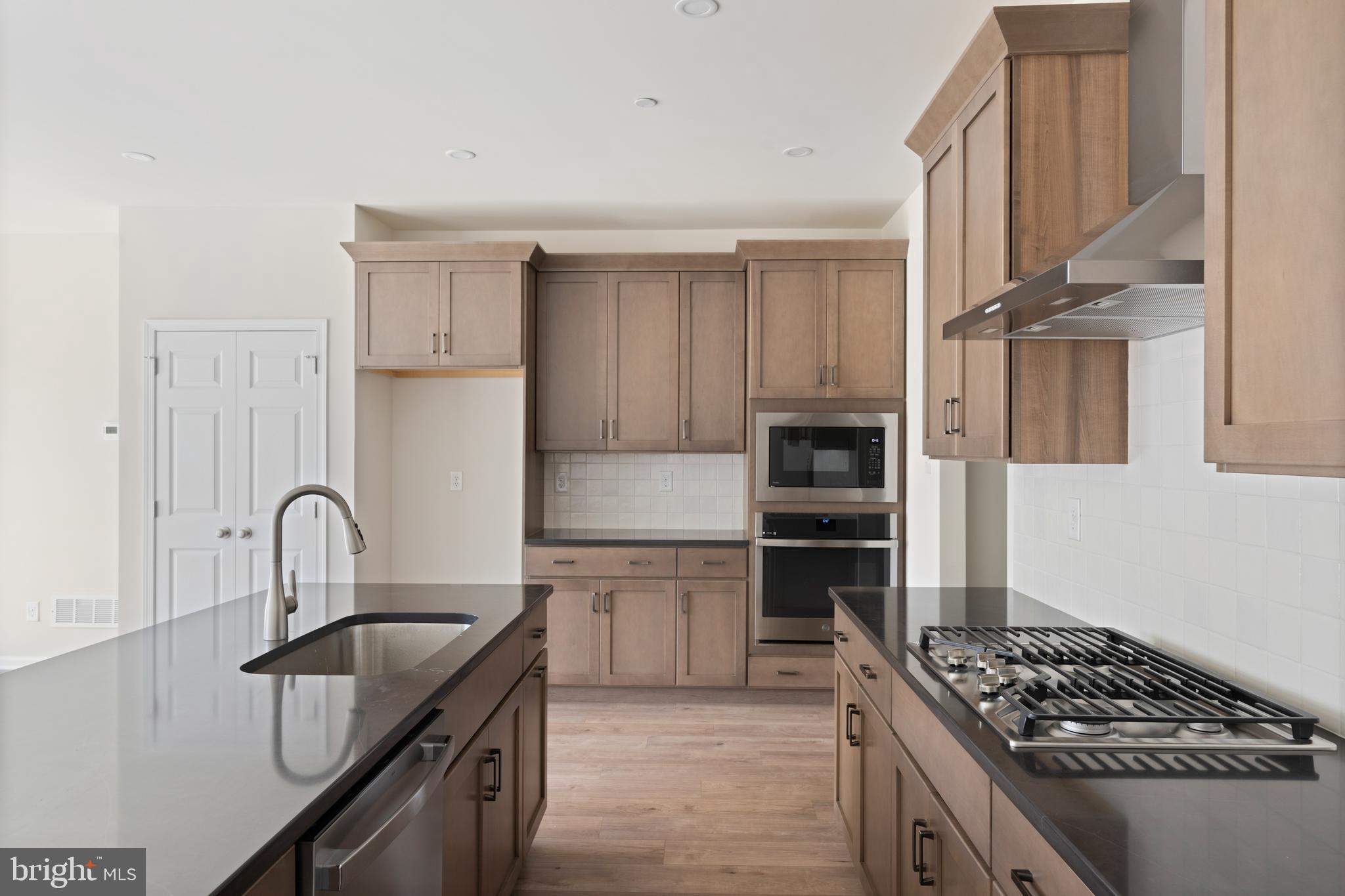 COPPERLEAF RIDGE - Residential