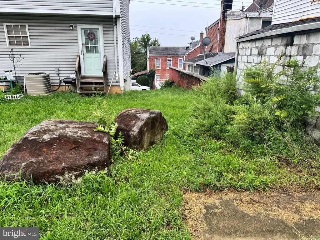 506 Delamore Place, Wilmington, DE 19805