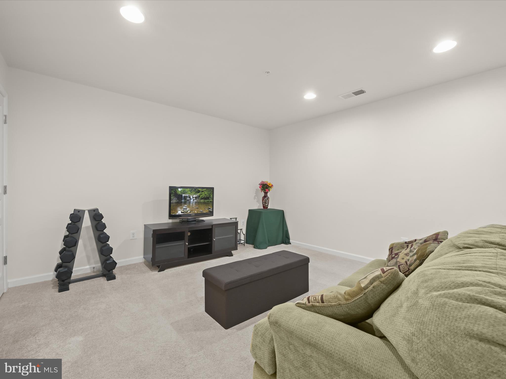 SHANNONS GLEN - Residential