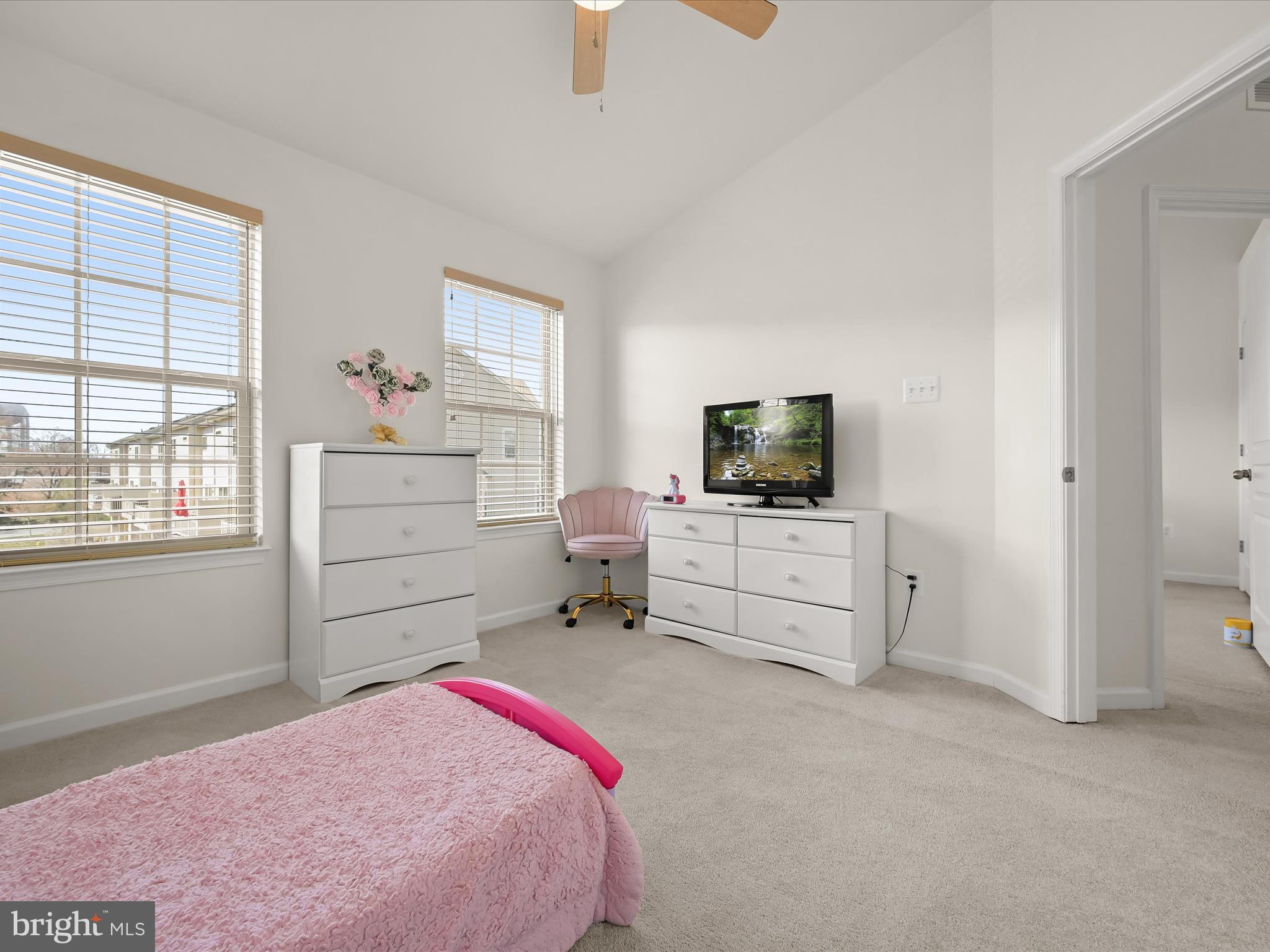 SHANNONS GLEN - Residential