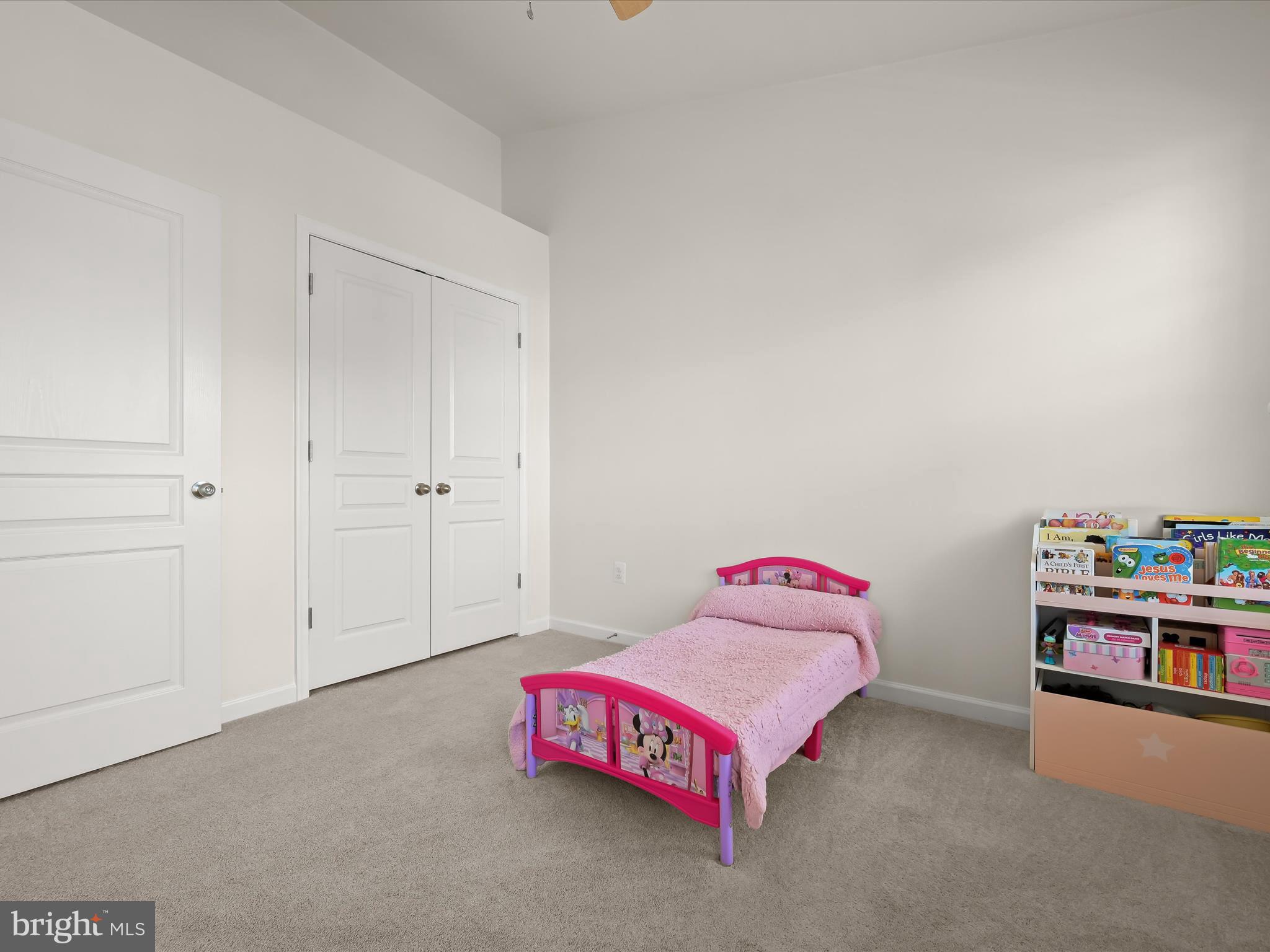 SHANNONS GLEN - Residential