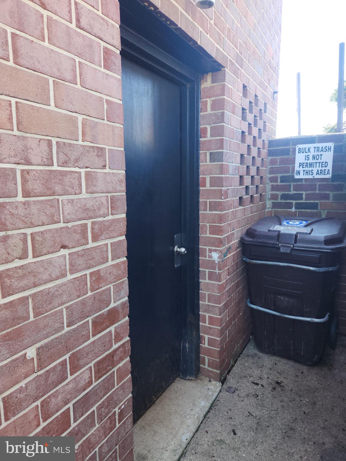 CHARLESTOWNE VILLAGE - Residential