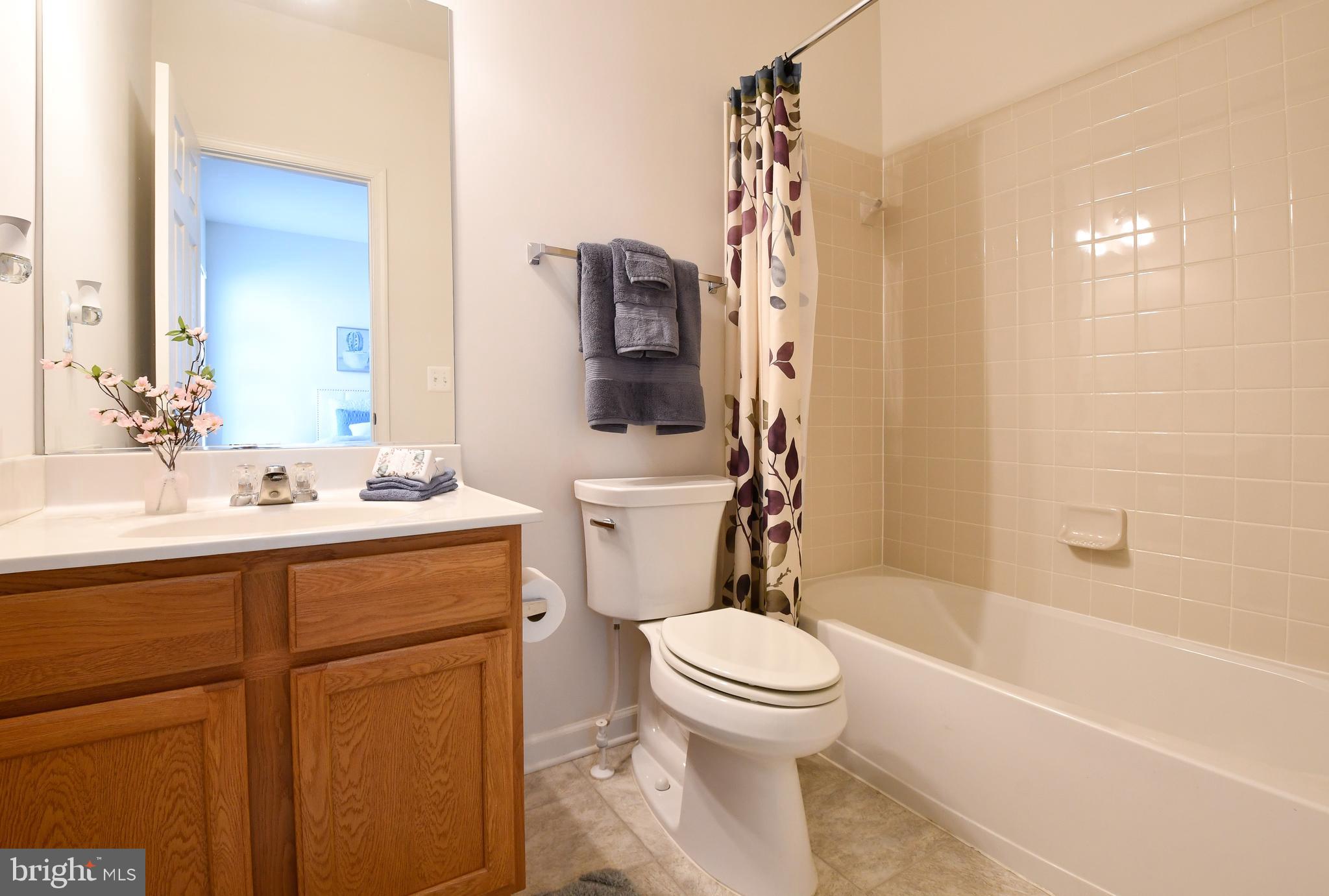 HOPE HILL CROSSING - Residential