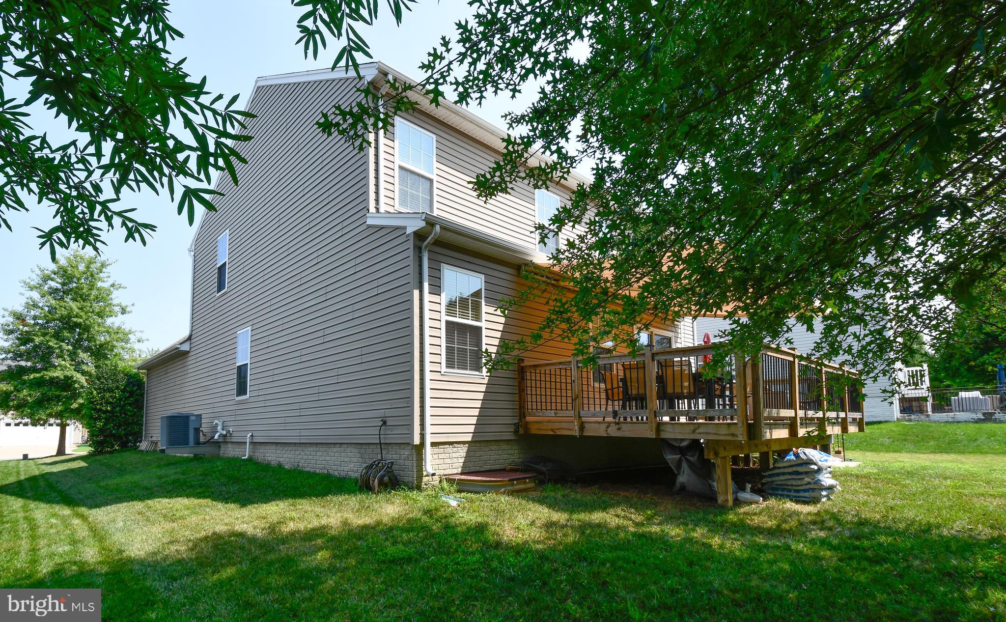 HOPE HILL CROSSING - Residential