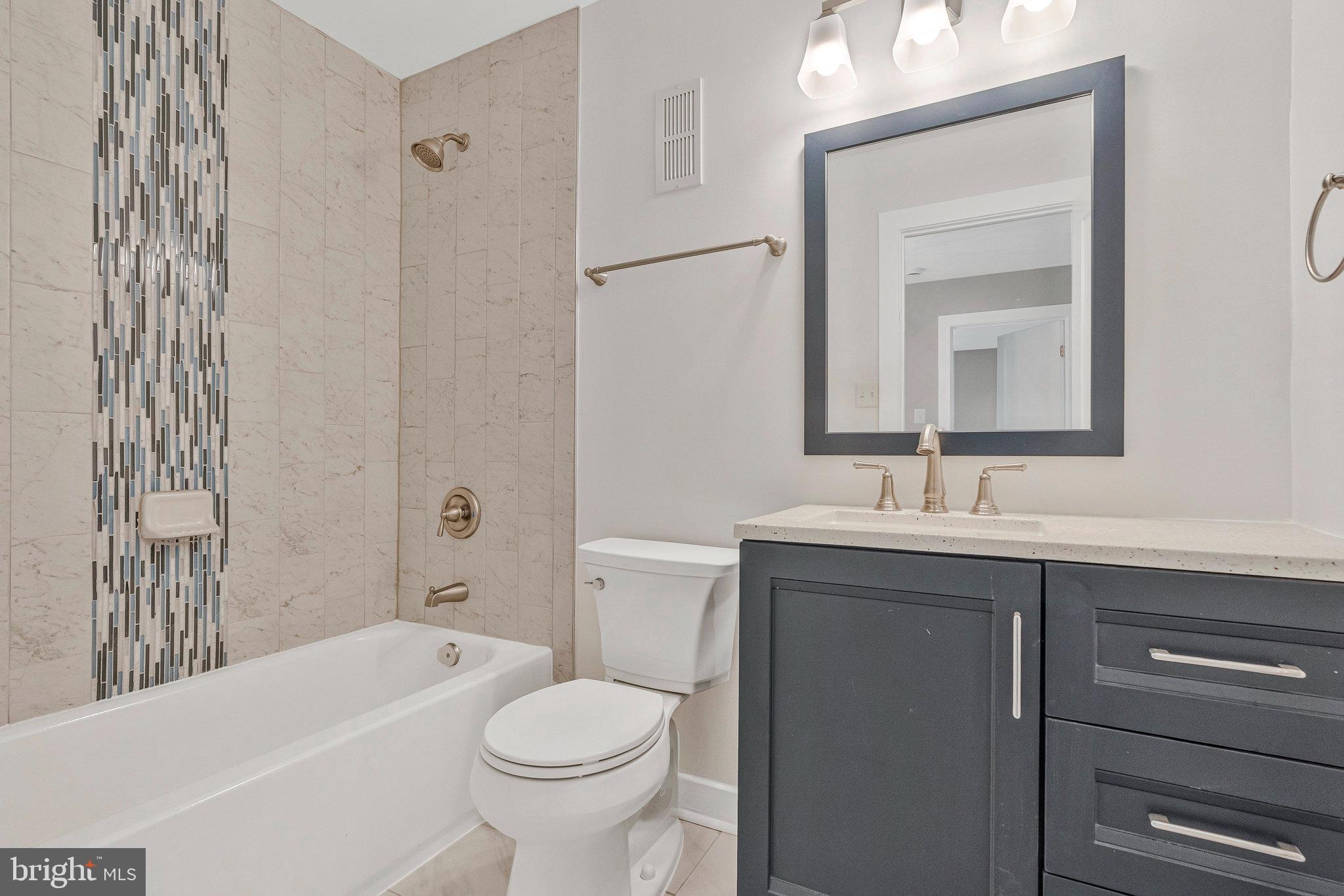 RESTON - Residential