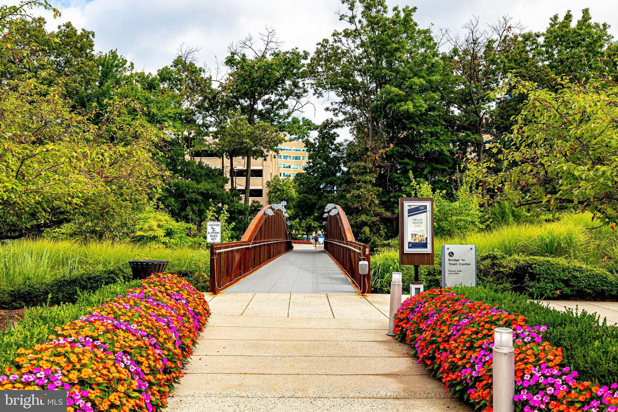 RESTON - Residential