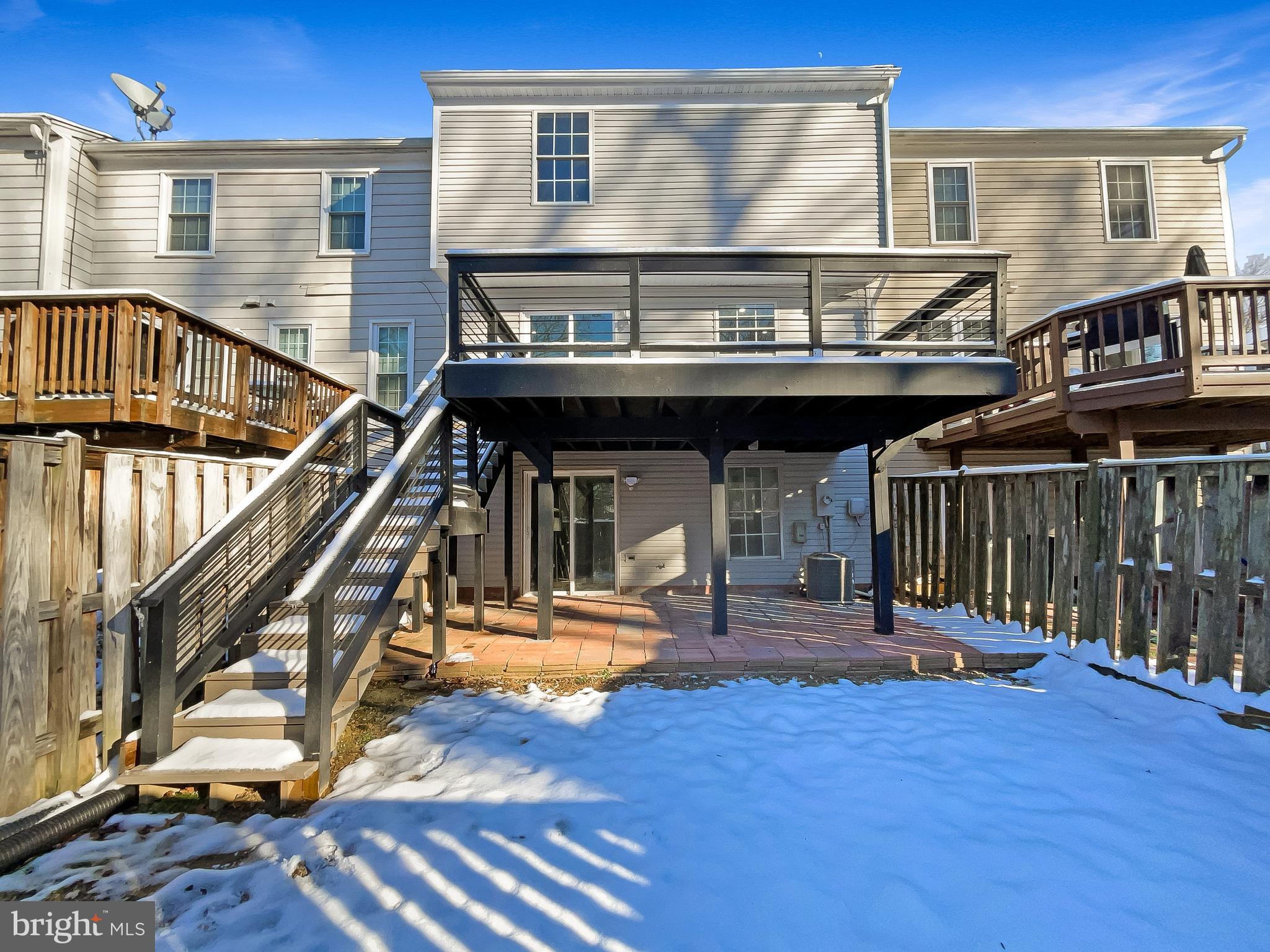 LAKE RIDGE - Residential