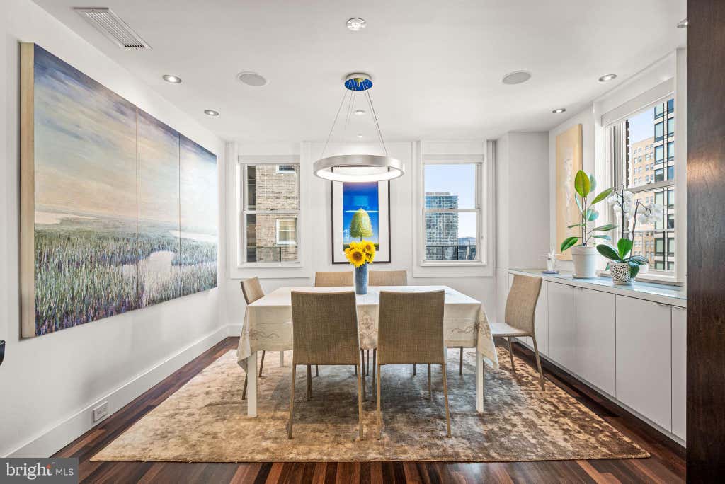 Photo of 1901 Walnut Street #15F, PHILADELPHIA, PA 19103 (MLS # PAPH2658268)