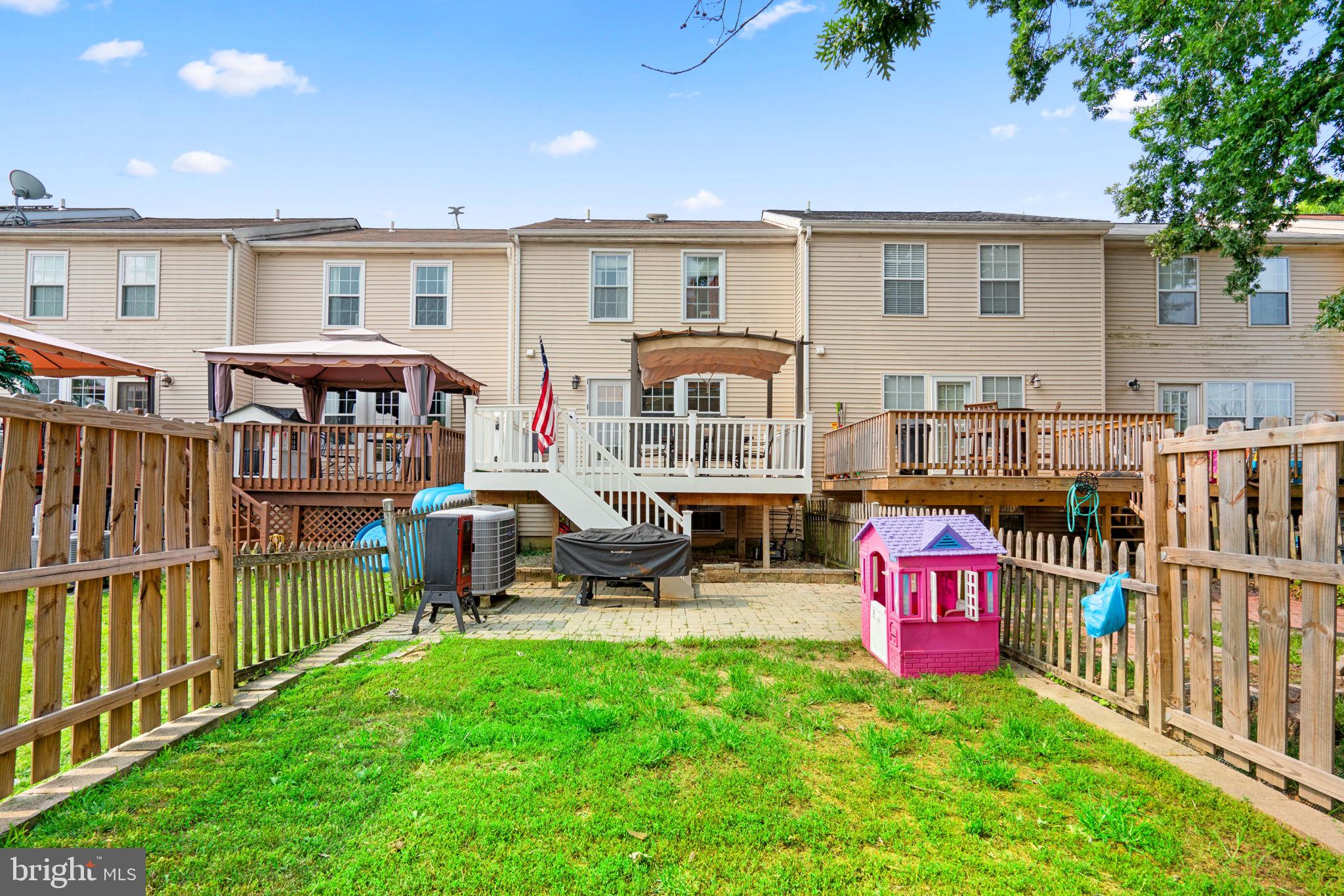 WOODSHIRE VILLAGE - Residential