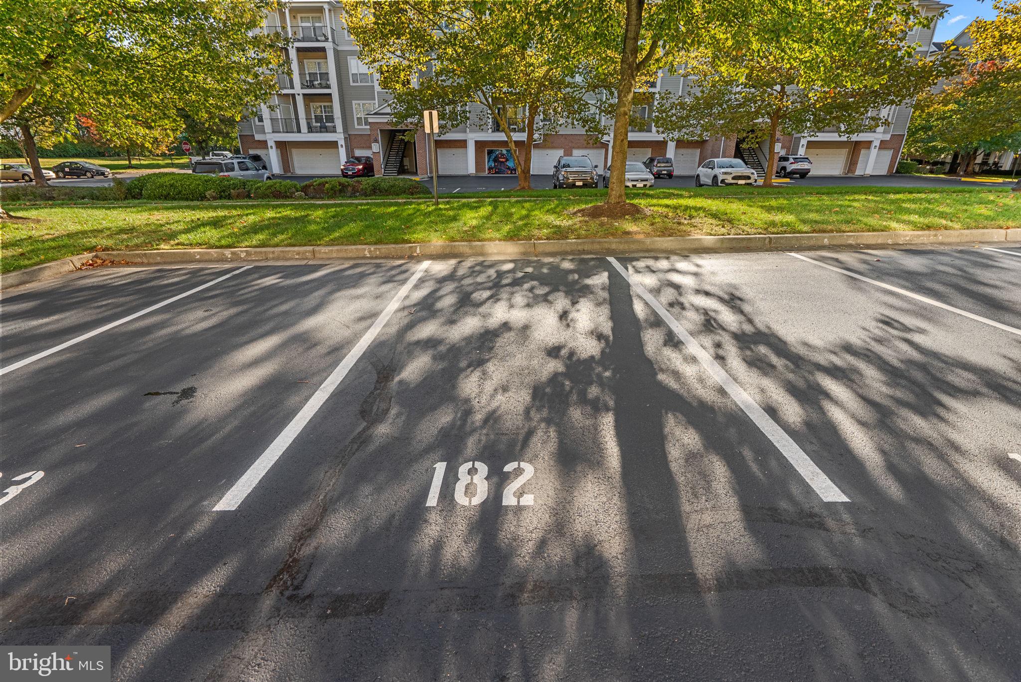 ASHMORE AT GERMANOWN COMMUNITY - Residential