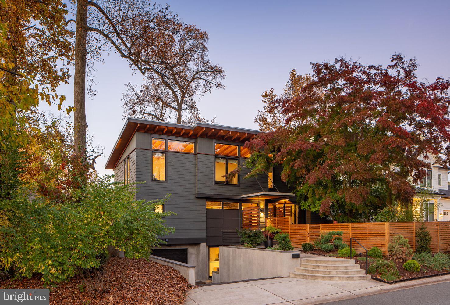 GLENBROOK VILLAGE - Residential