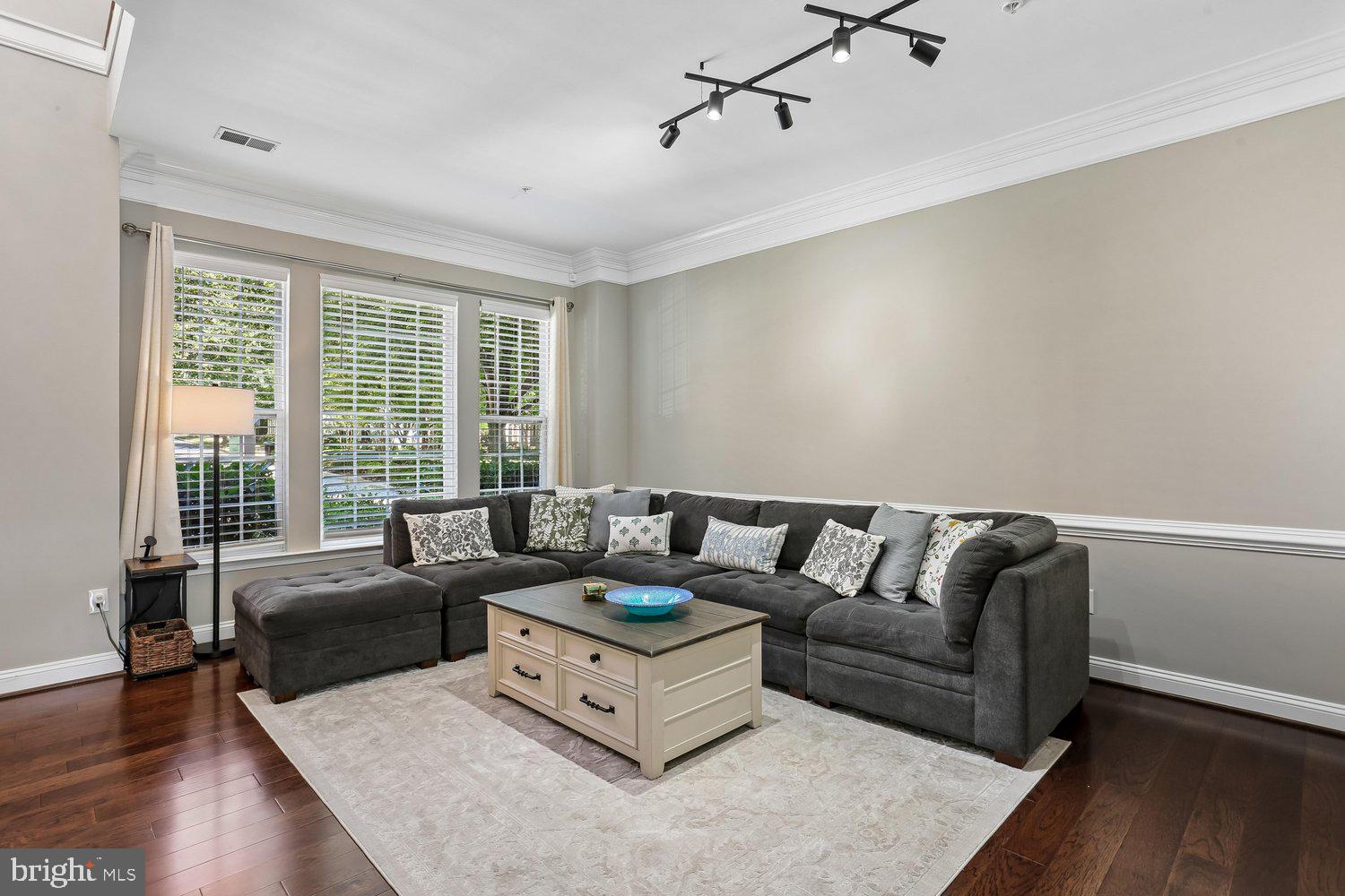 514 BRIGHT MEADOW DRIVE