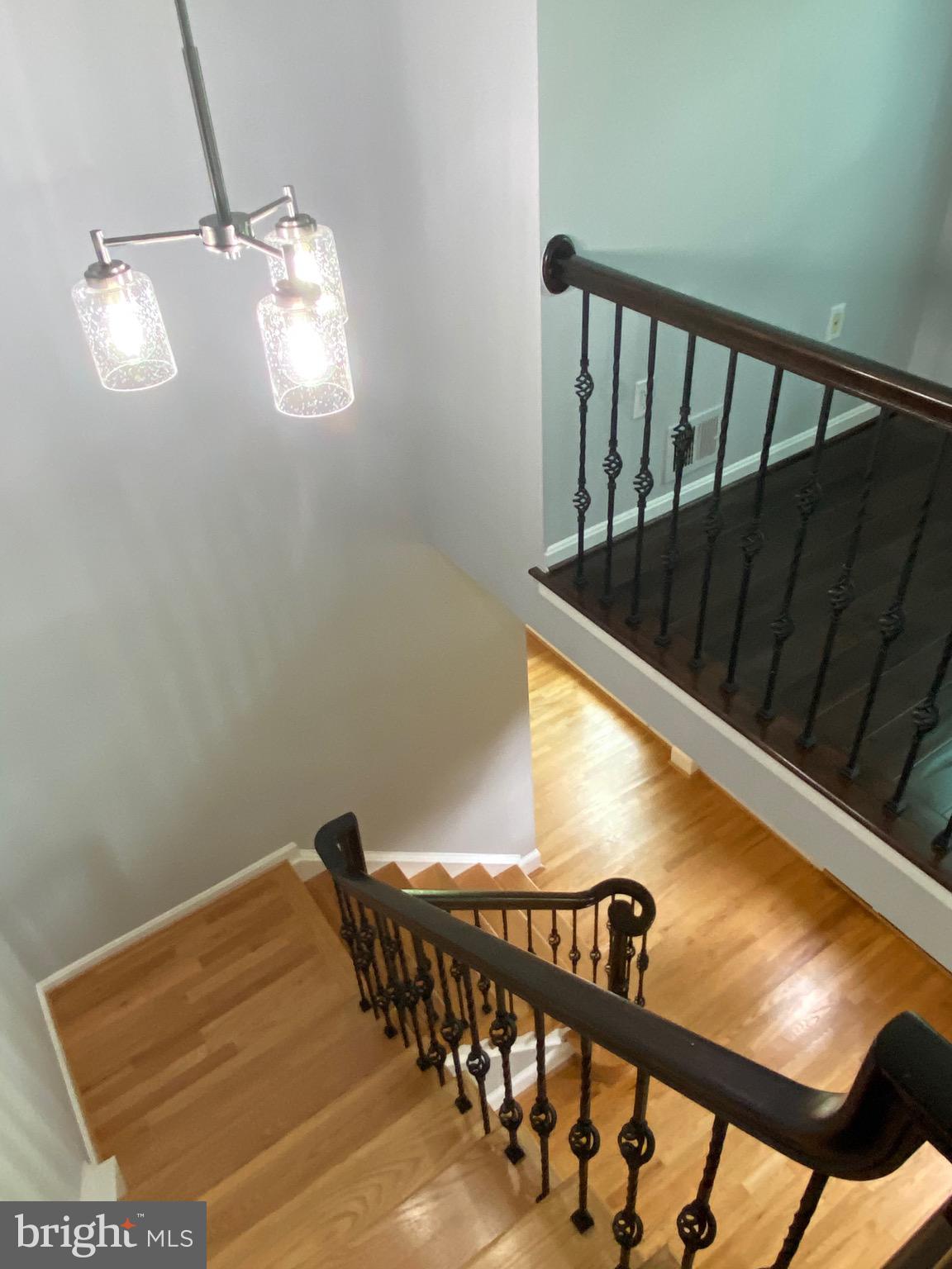 HICKORY CREEK - Residential Lease