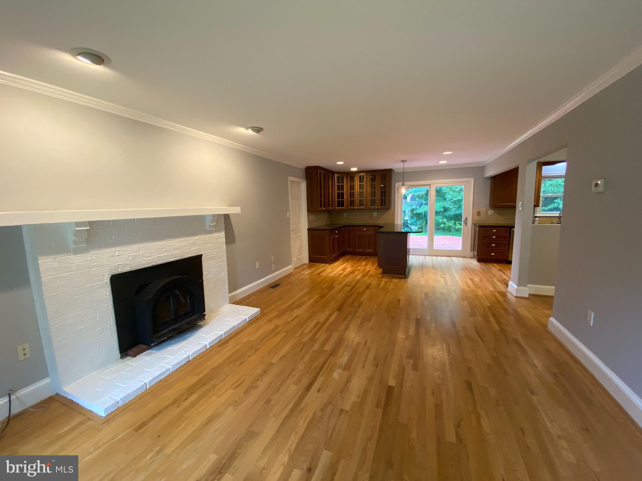 HICKORY CREEK - Residential Lease