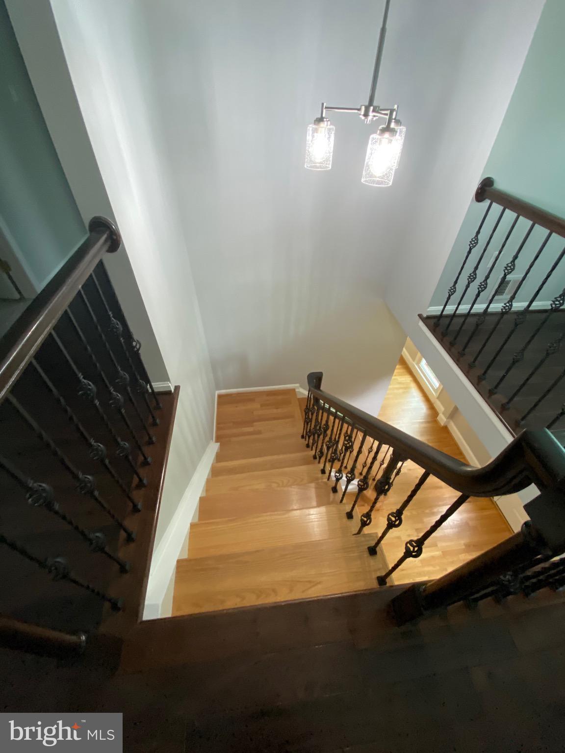 HICKORY CREEK - Residential Lease