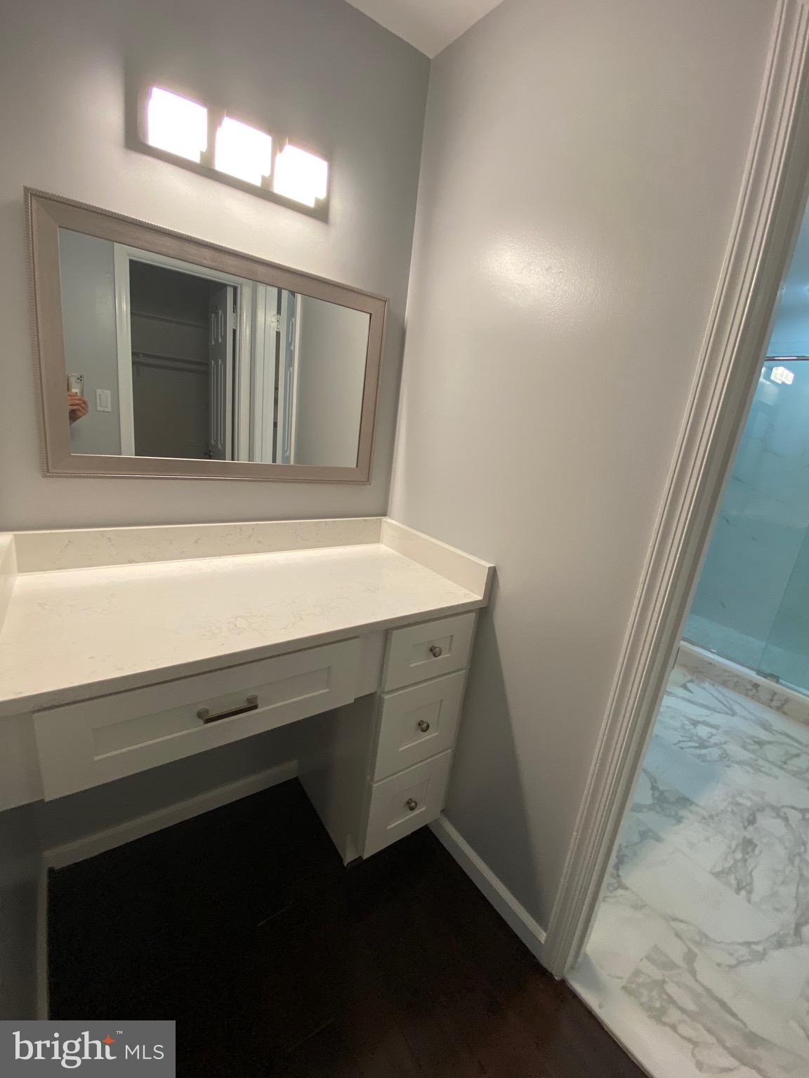 HICKORY CREEK - Residential Lease