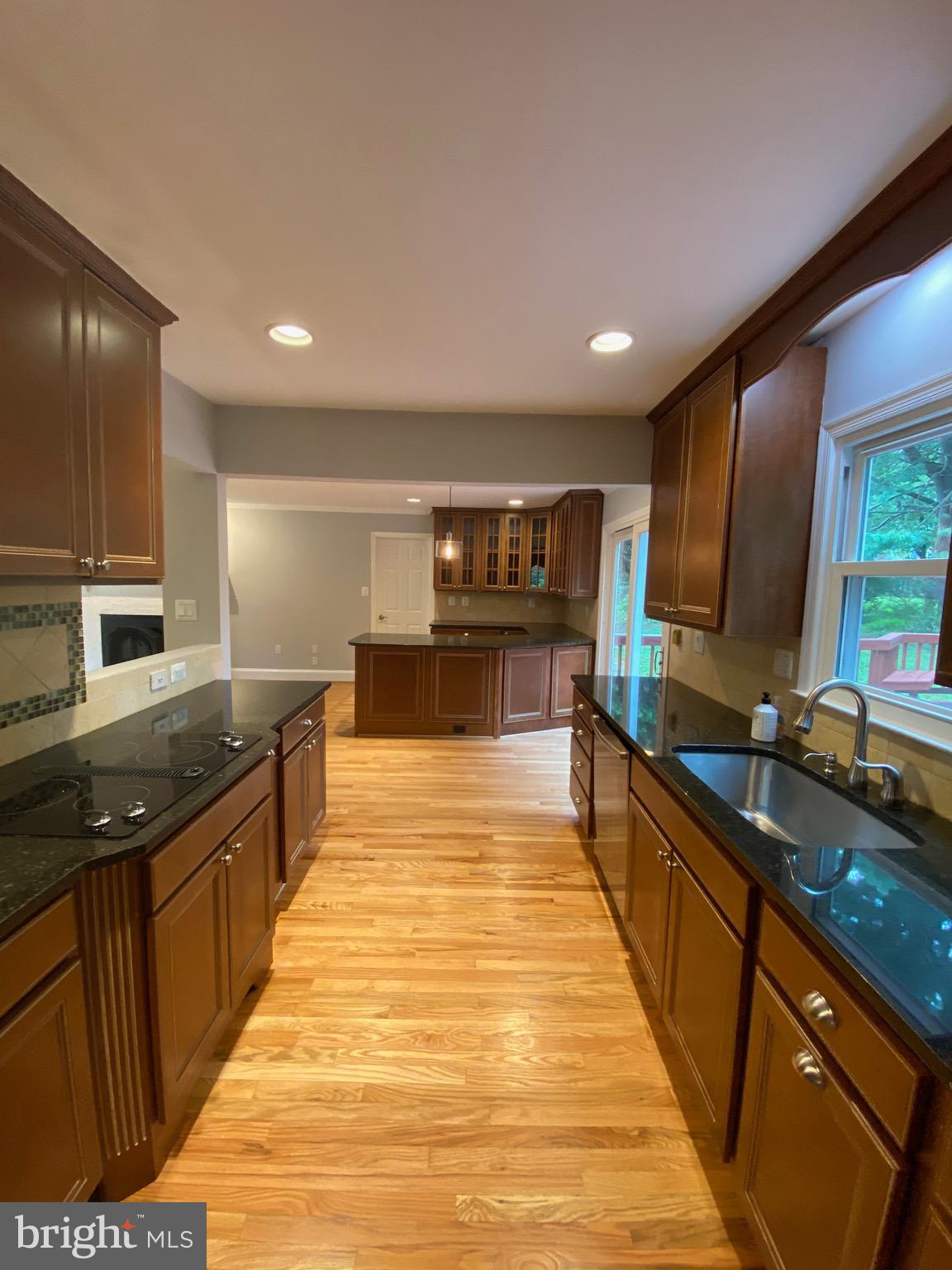 HICKORY CREEK - Residential Lease