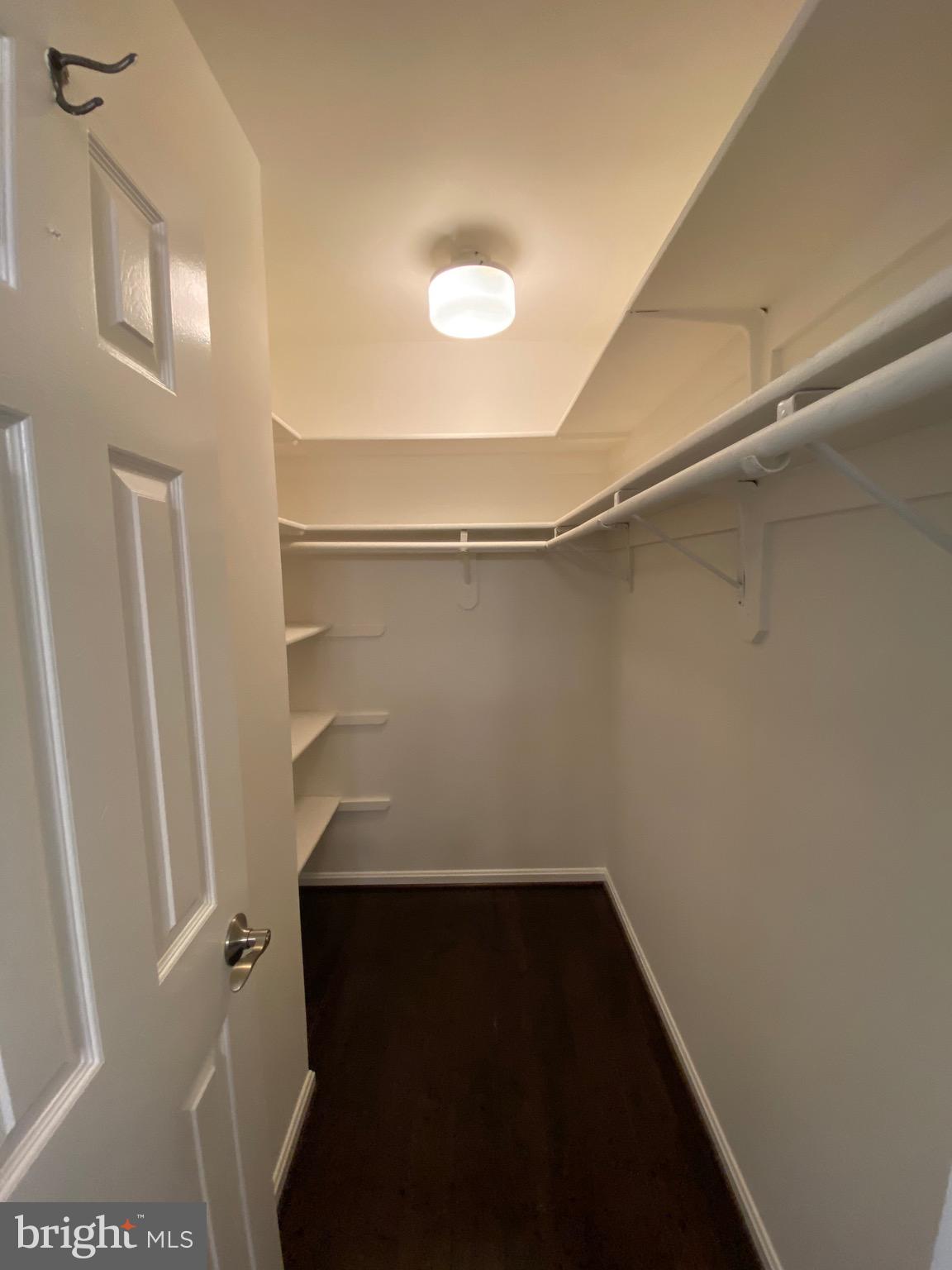 HICKORY CREEK - Residential Lease