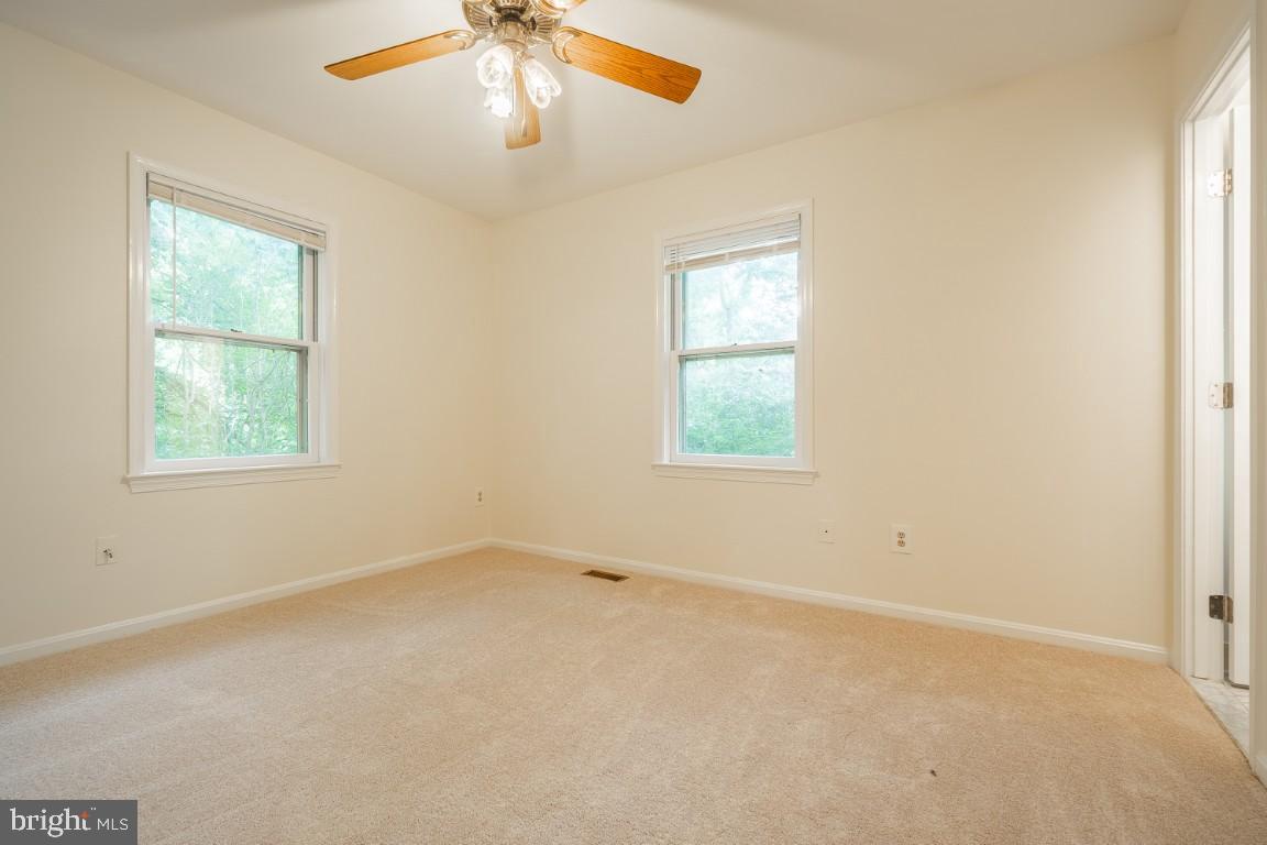 HENSON PARK - Residential Lease