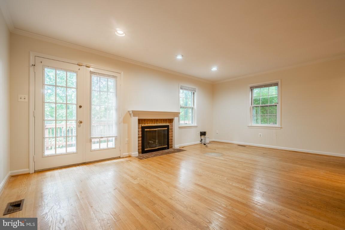 HENSON PARK - Residential Lease