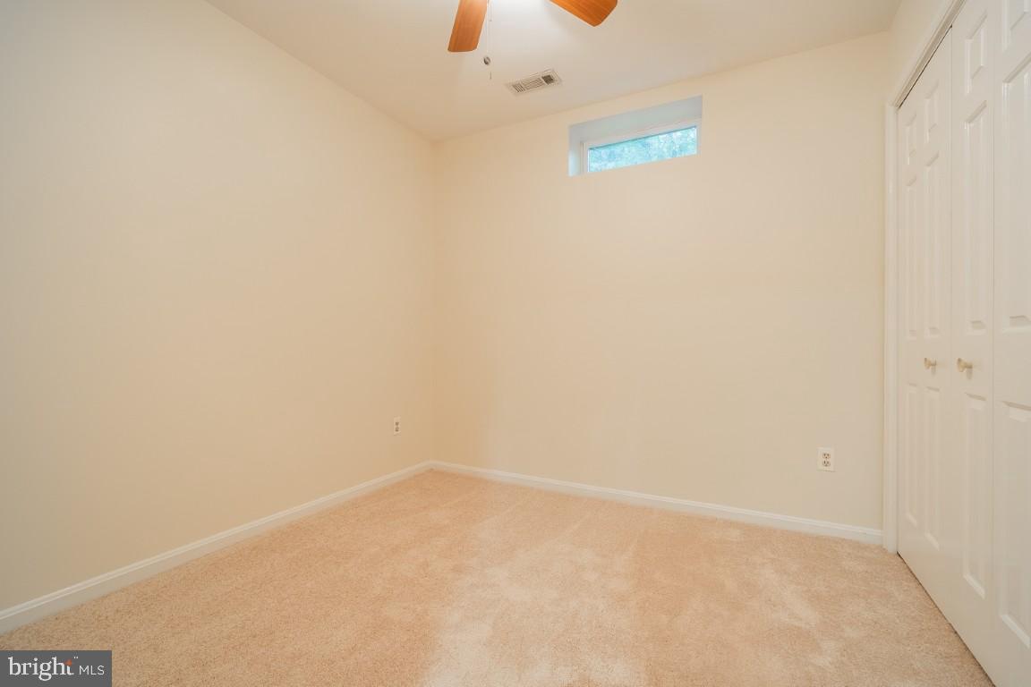 HENSON PARK - Residential Lease