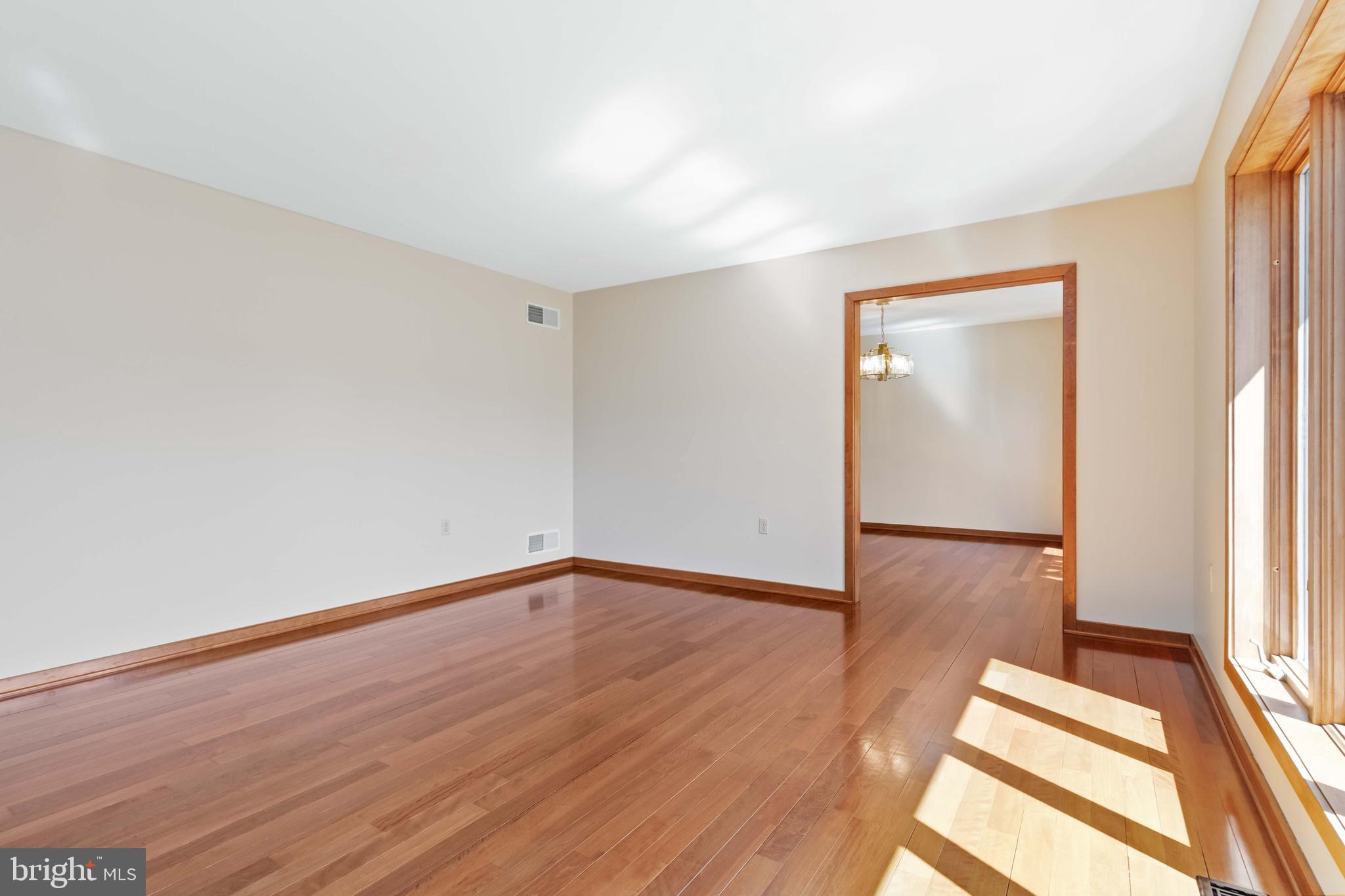 HILLYMEDE - Residential