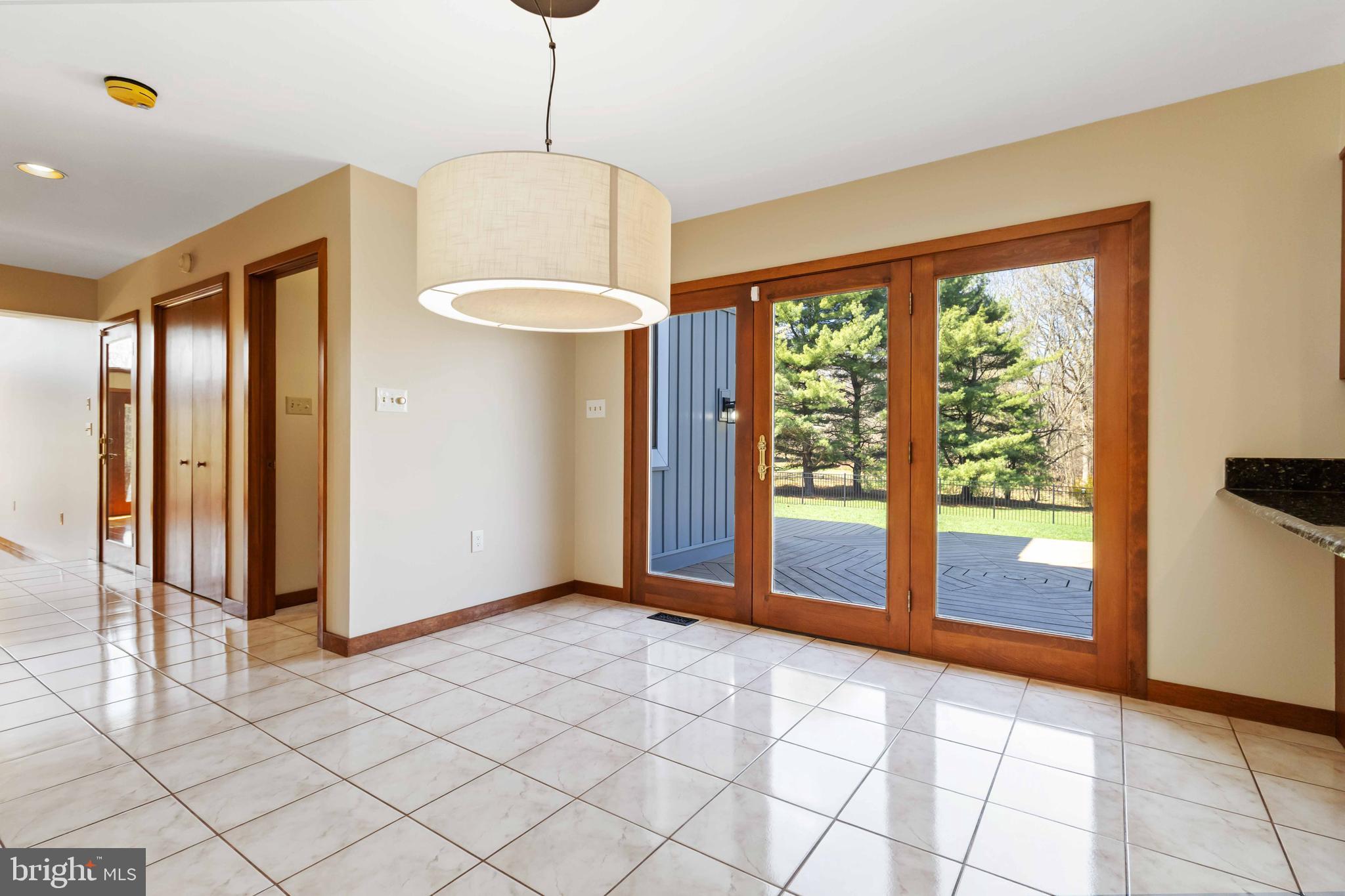 HILLYMEDE - Residential