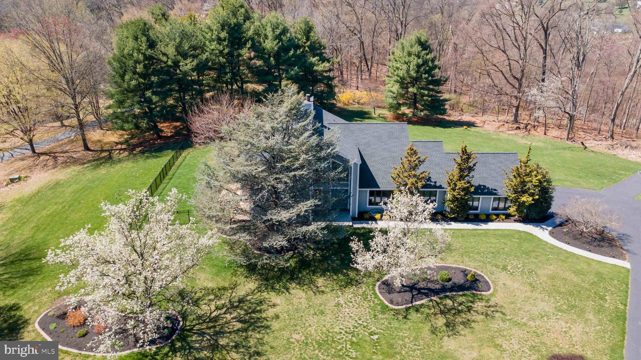 HILLYMEDE - Residential