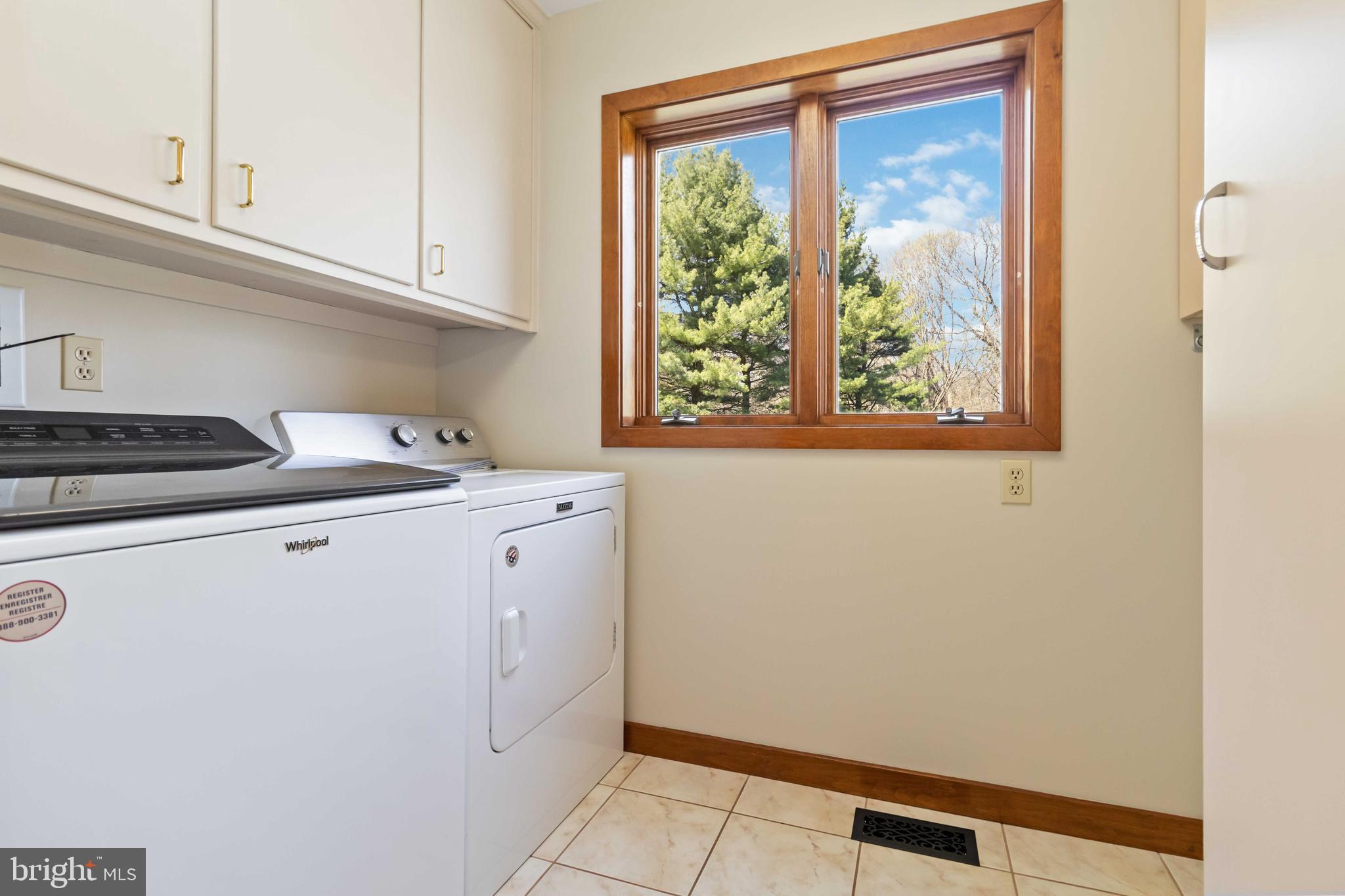 HILLYMEDE - Residential