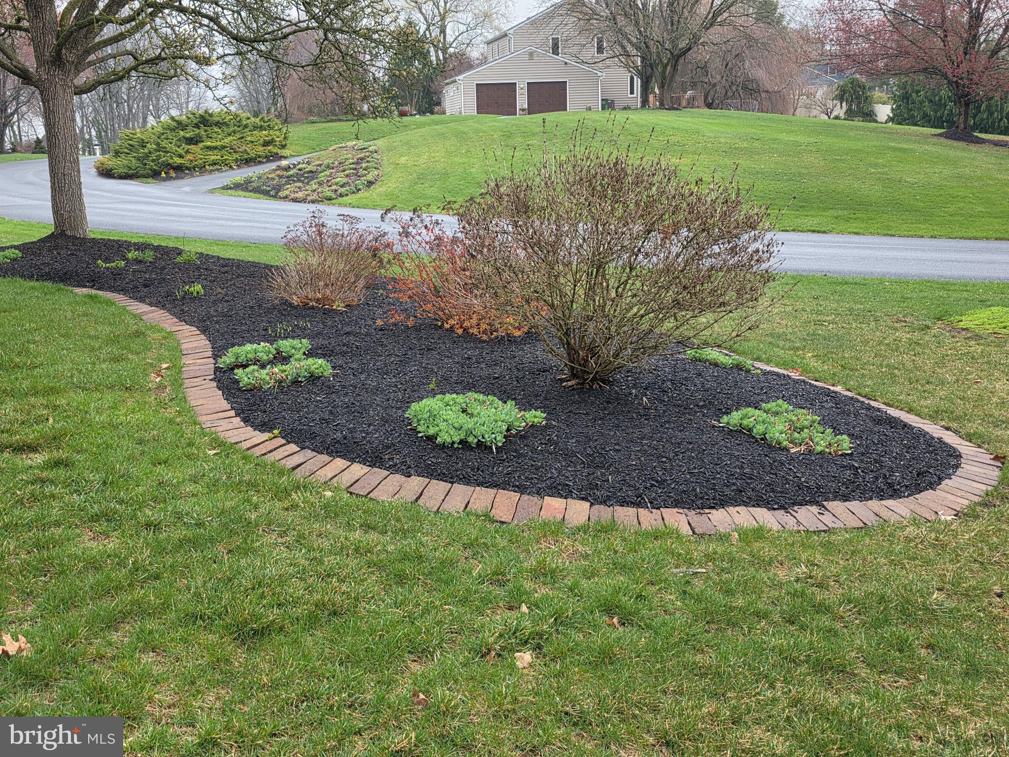 HILLYMEDE - Residential