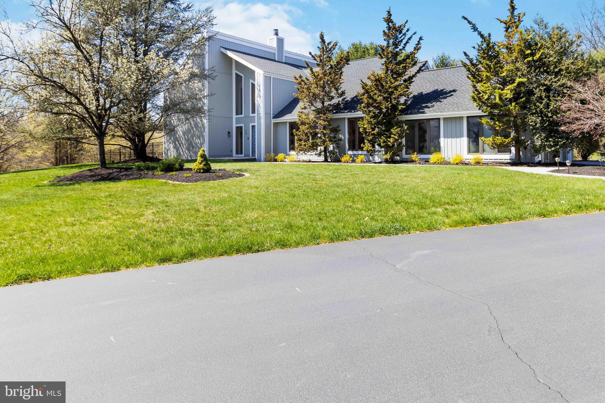 HILLYMEDE - Residential