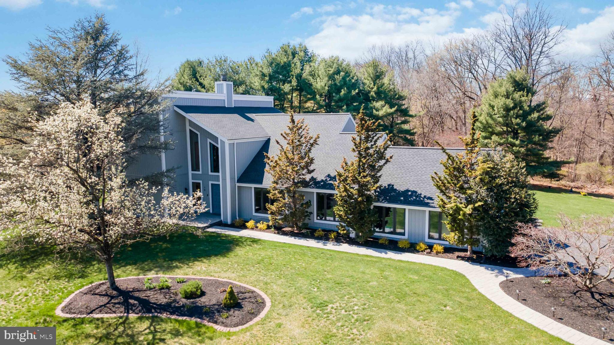 HILLYMEDE - Residential