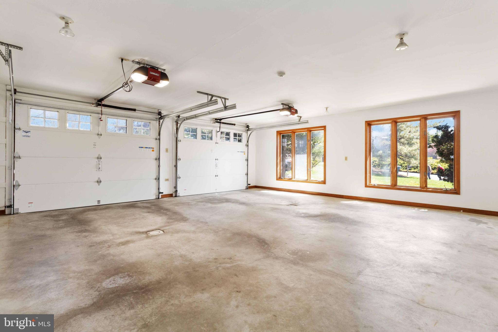 HILLYMEDE - Residential