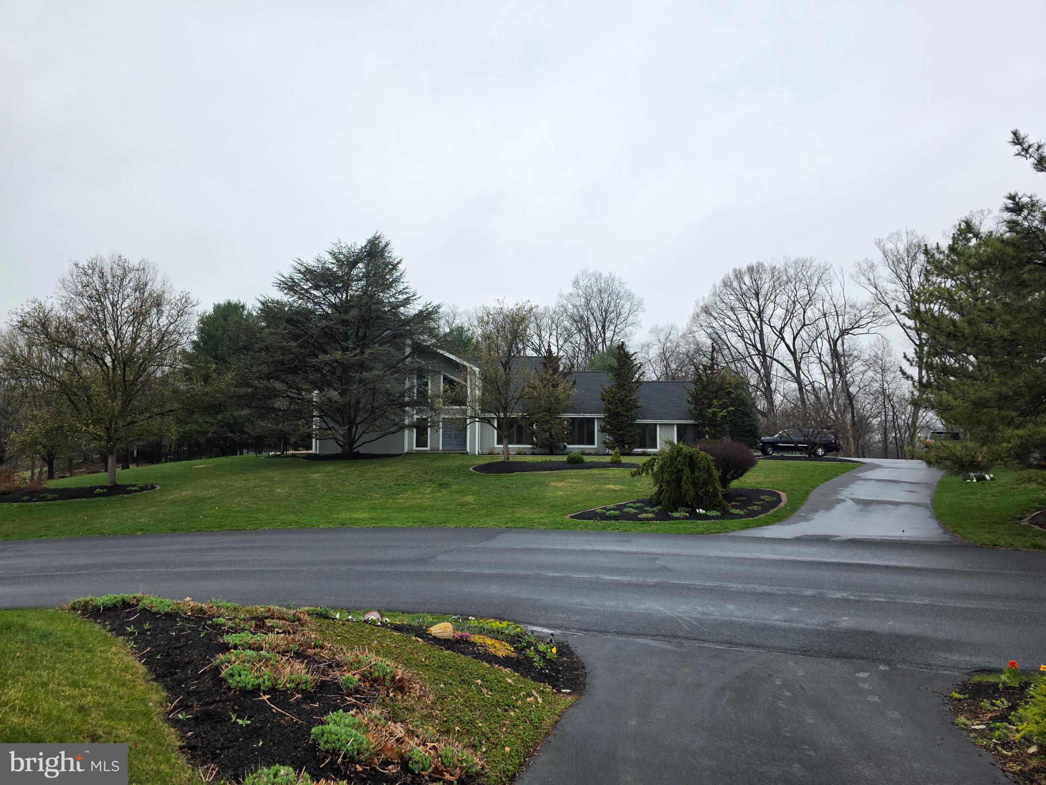 HILLYMEDE - Residential