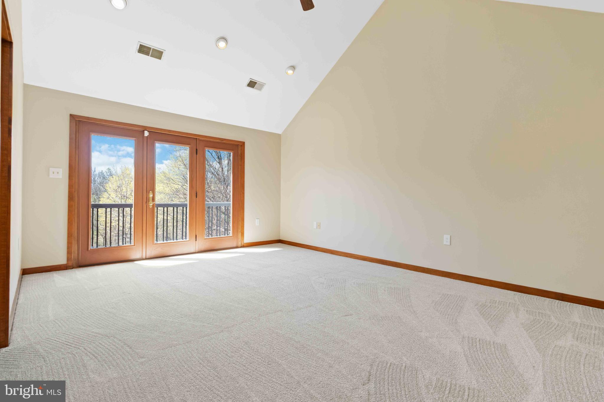 HILLYMEDE - Residential