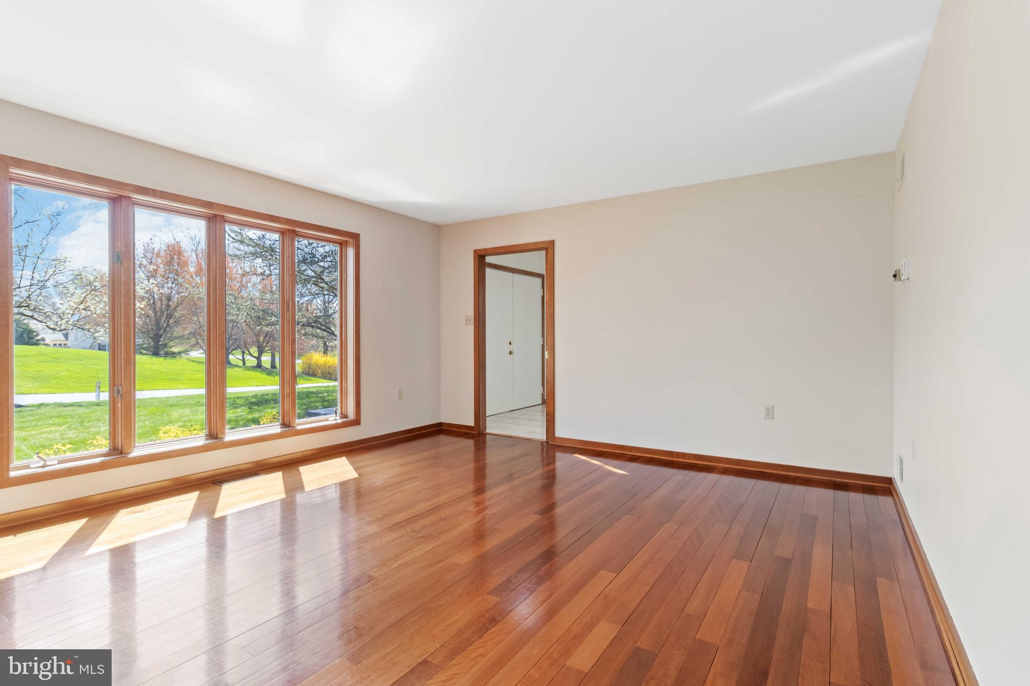 HILLYMEDE - Residential