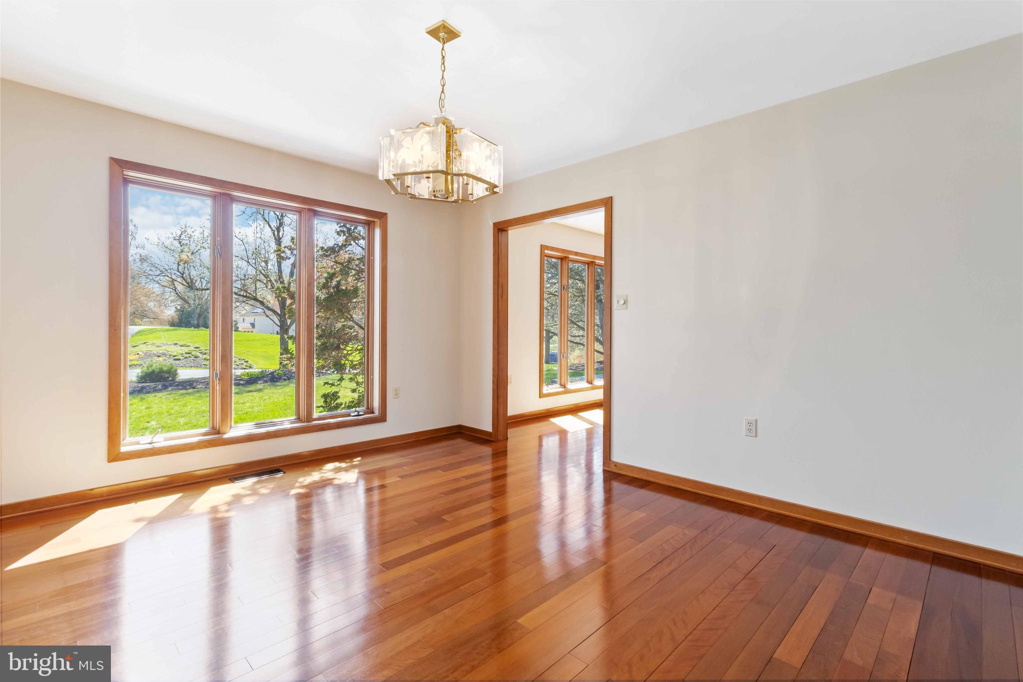 HILLYMEDE - Residential