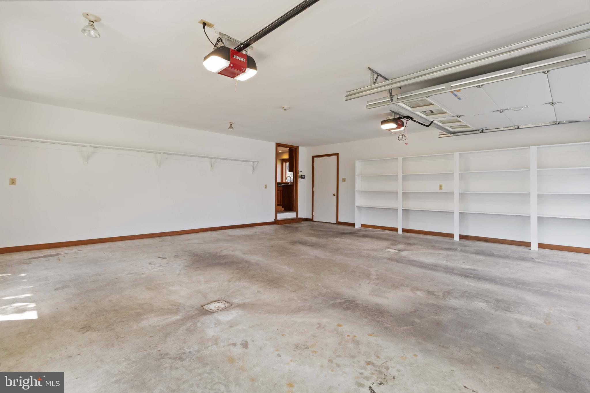 HILLYMEDE - Residential