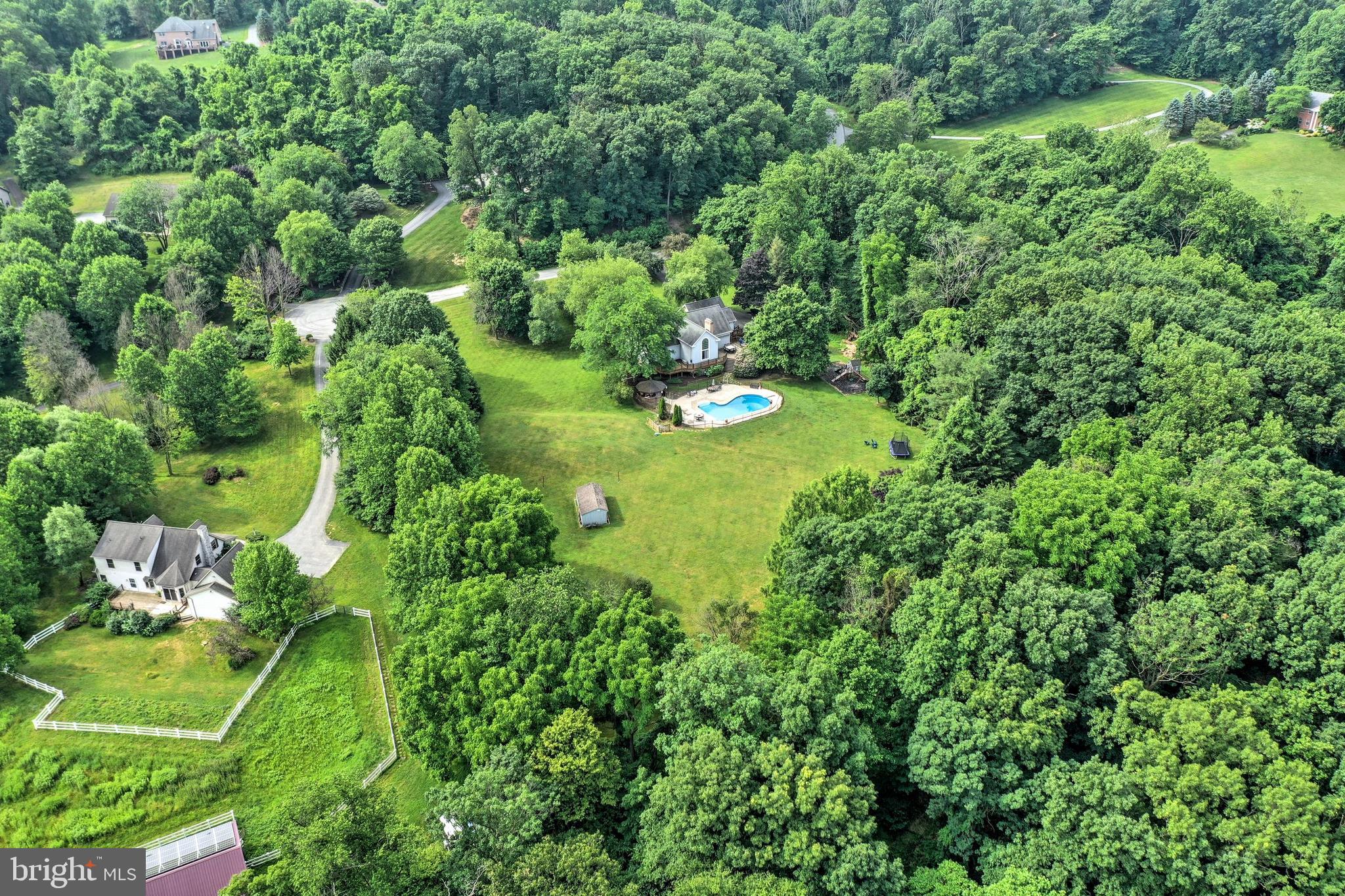 LAUREL ESTATES - Residential
